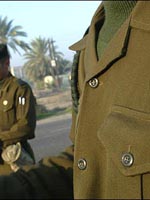 یونیفرم صدام حسین حراج شد