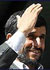 رئیس جمهور با اهدای لوح تقدیر از فیلمسازان جوان برگزیده دومین جشنواره زیتون سرخ تقدیر کرد.